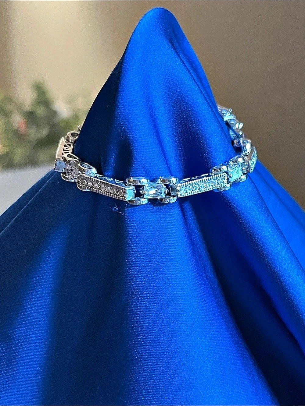 Avon Silver-Tone Link Bracelet